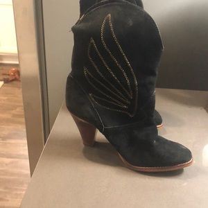 Like new 9 West Western boots